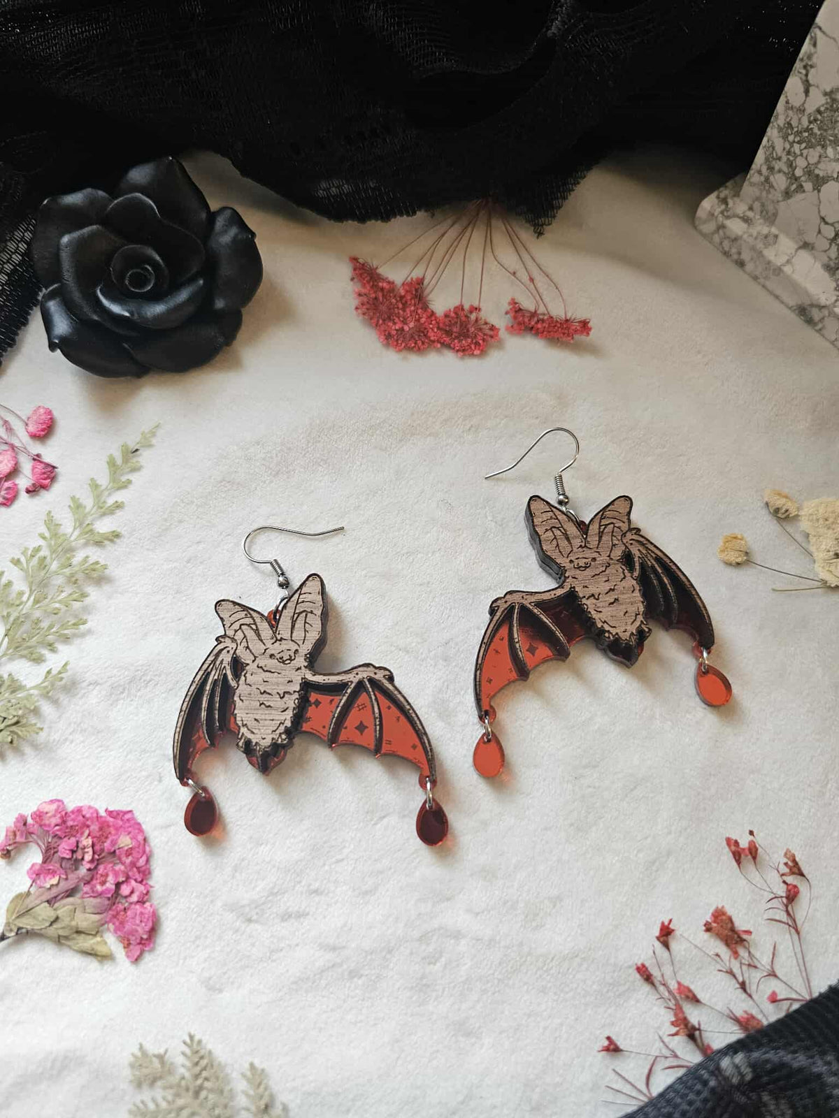 Red Mirror Winged Bats
